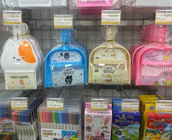 빵꾸똥꾸 문구야 매장 진열 상품 사진