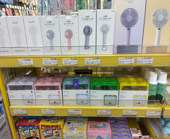 빵꾸똥꾸 문구야 매장 진열 상품 사진